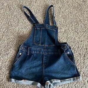Old navy women’s denim overalls